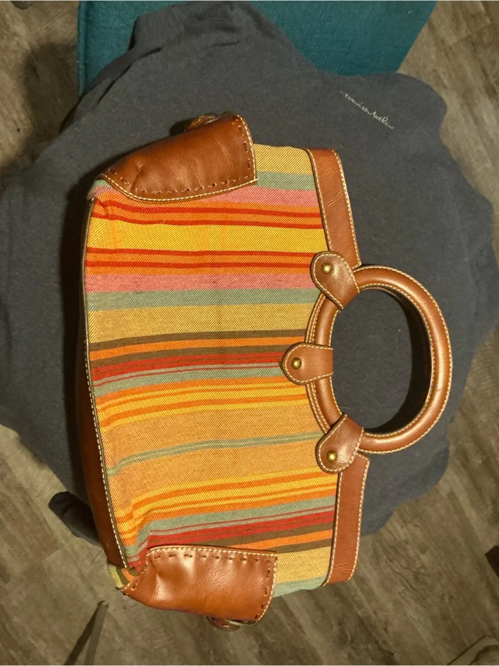 Vintage fossil structured striped